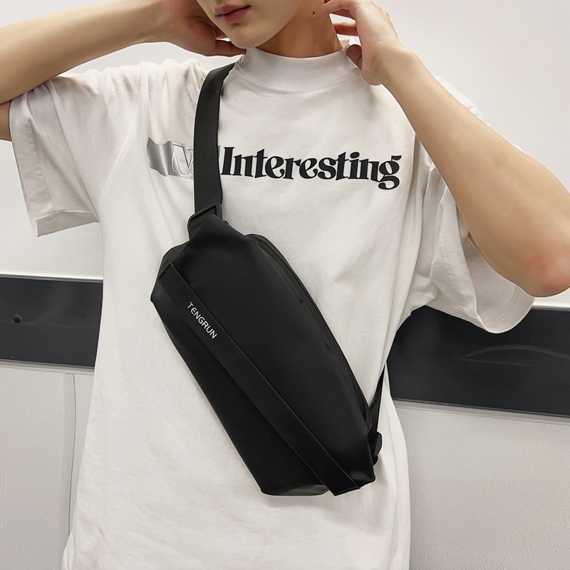 男士斜挎包防水胸包机车骑行背包运动腰包男生单肩小挎包新款出行,箱包皮具/热销女包/男包,胸包,淘宝优惠券,粉丝福利购,淘宝优惠卷