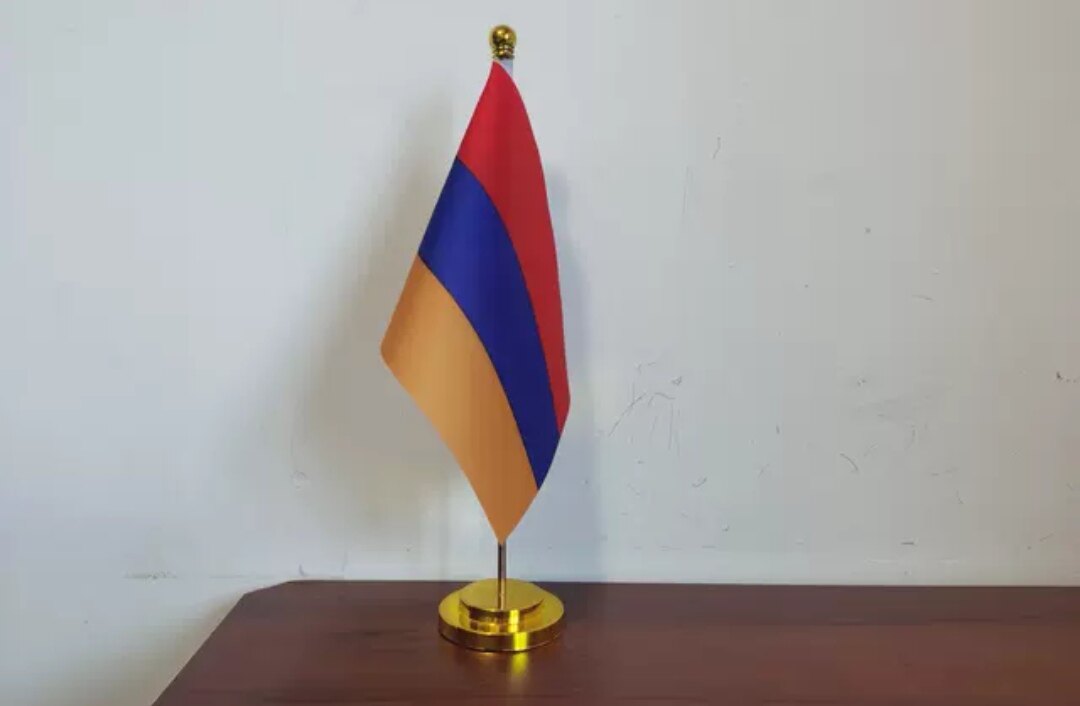 亚美尼亚国旗可开票桌面摆件会议旗办公桌旗小旗子亚美尼亚小国旗