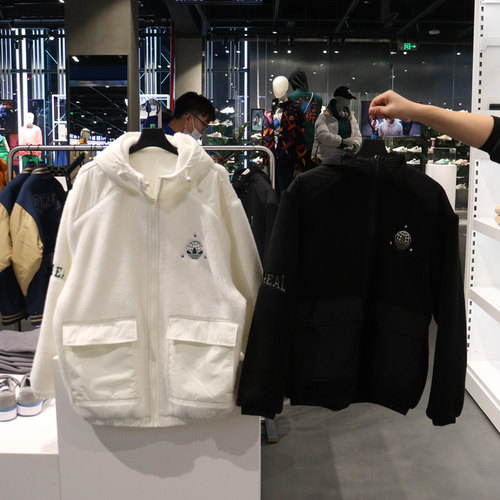 Adidas/阿迪达斯男女羊羔绒外套