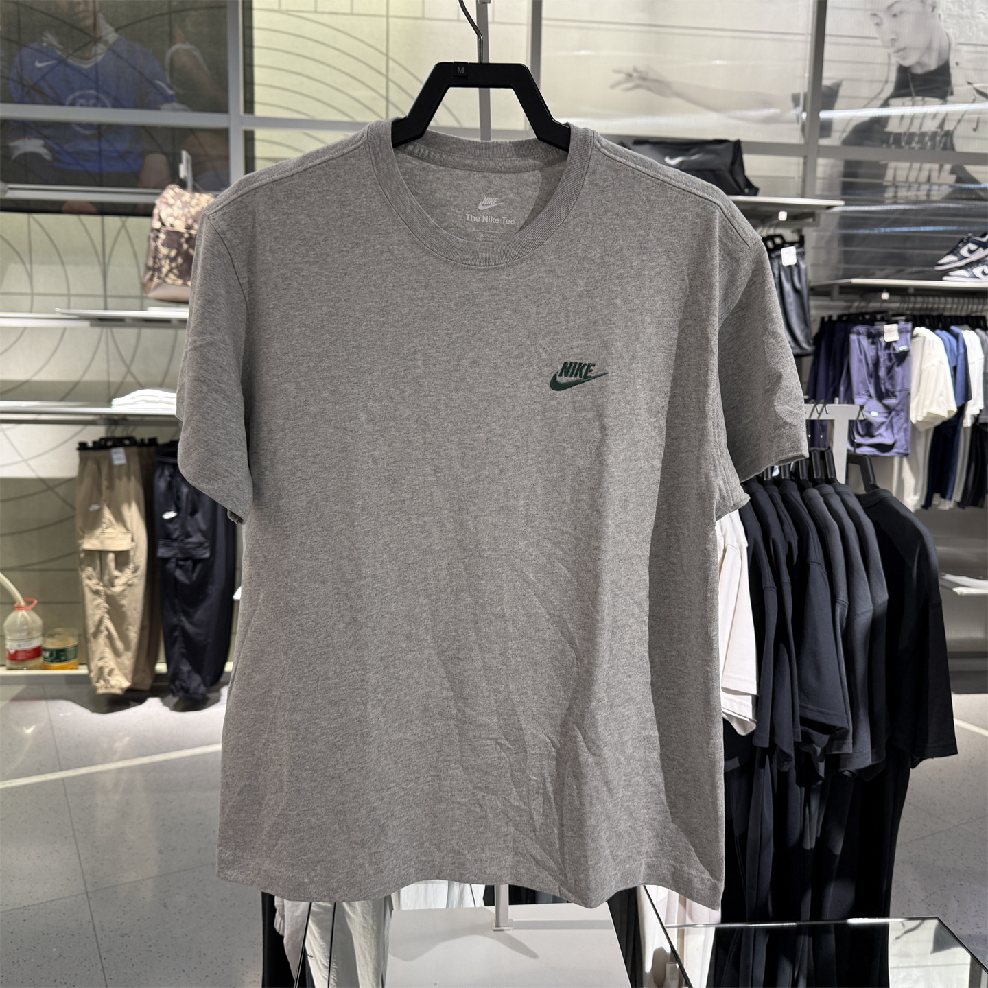 耐克男夏季圆领休闲透气短袖T恤