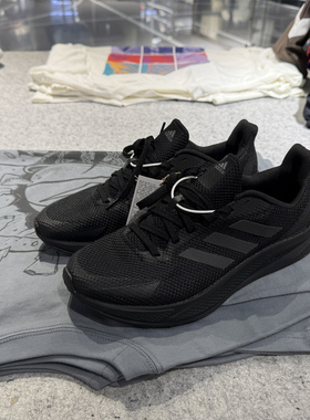 专柜正品Adidas阿迪达斯 男女缓震防滑耐磨运动训练跑步鞋 FZ2047