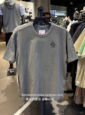 正品Nike耐克男短袖圆领宽松大码透气背面印花运动半袖T恤 HQ1202