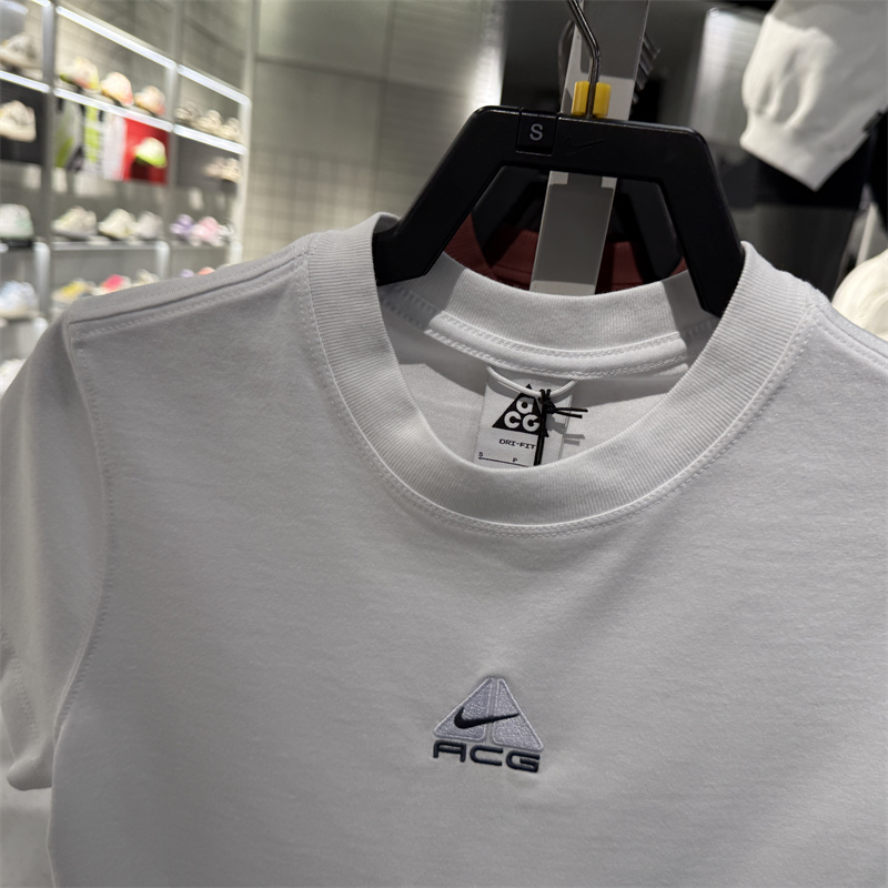 Nike耐克ACG短袖女2025夏新款刺绣高腰短款修身运动T恤HM6085-121