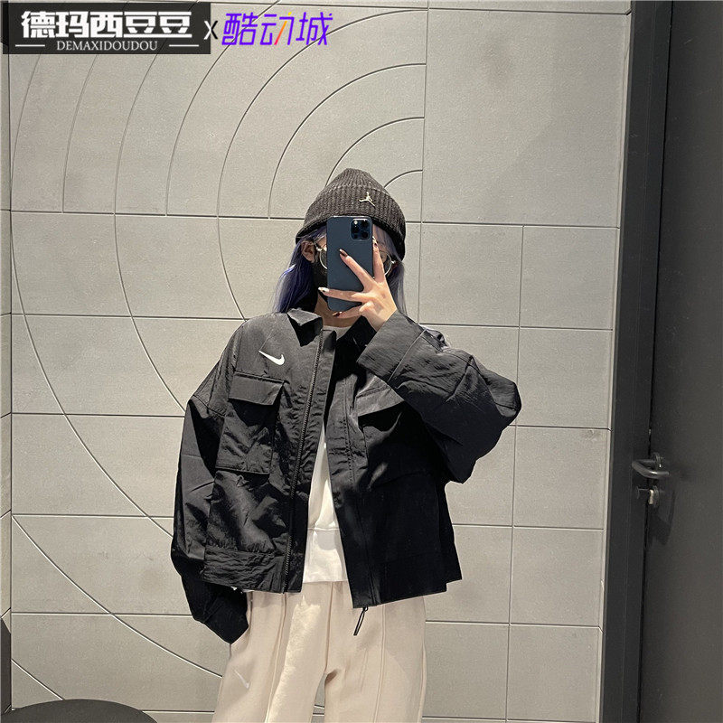 专柜正品NIKE耐克SPORTSWEAR女工装短款口袋翻领梭织夹克 DM6244