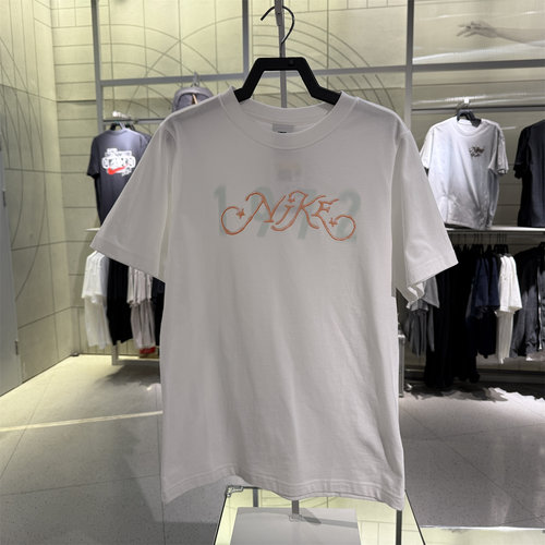 专柜正品NIKE耐克t恤女新款运动休闲宽松印花圆领短袖 IR7559