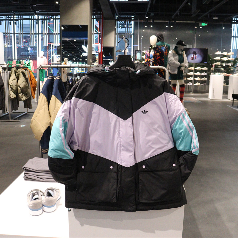 Adidas三叶草女子休闲运动羽绒服