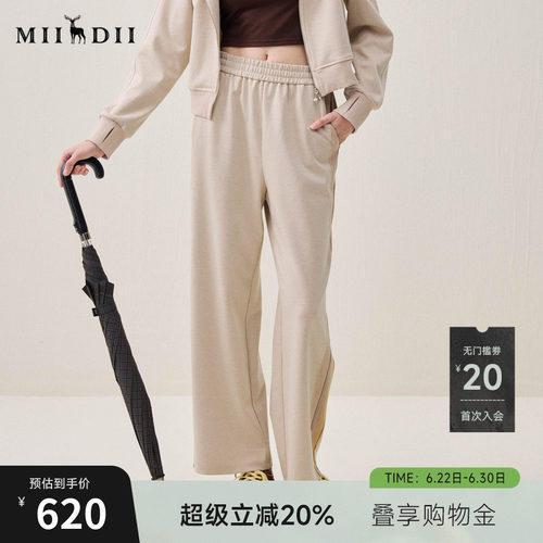 柔软面料，侧缝印花，显腿长，抽绳设计