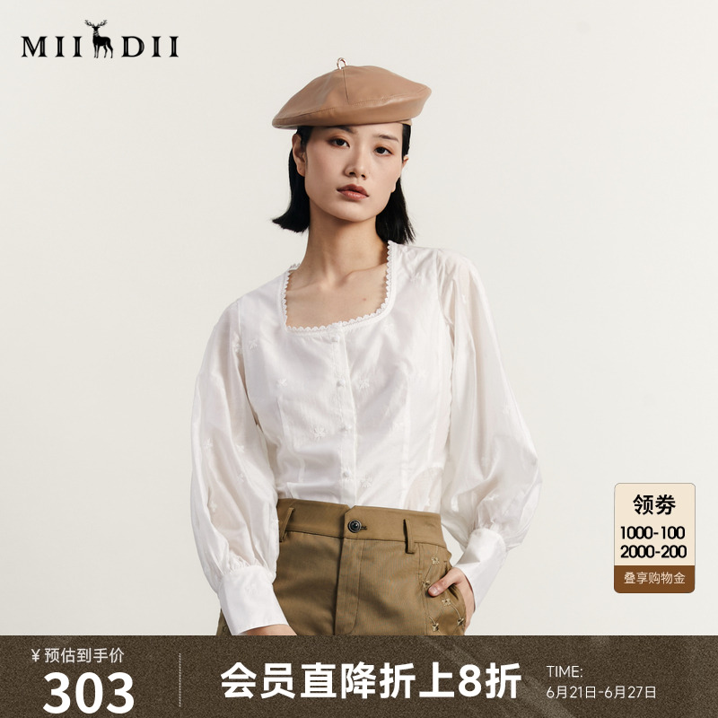 谜底方领衬衫长袖女秋新款复古气质刺绣衬衣灯笼袖233MC0984