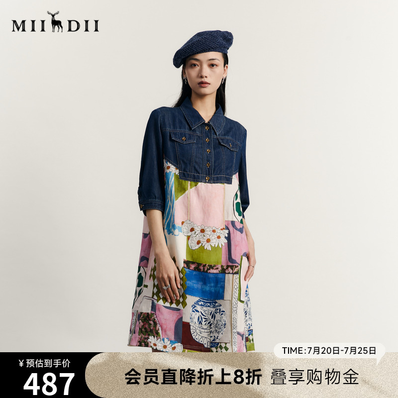 牛仔拼接花色，线条设计显瘦，版型包容性强