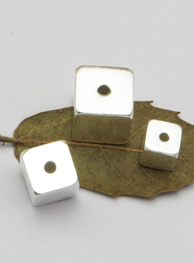 S925纯银饰品方块光面个性方块情侣项链手链串挂件可激光刻字图片