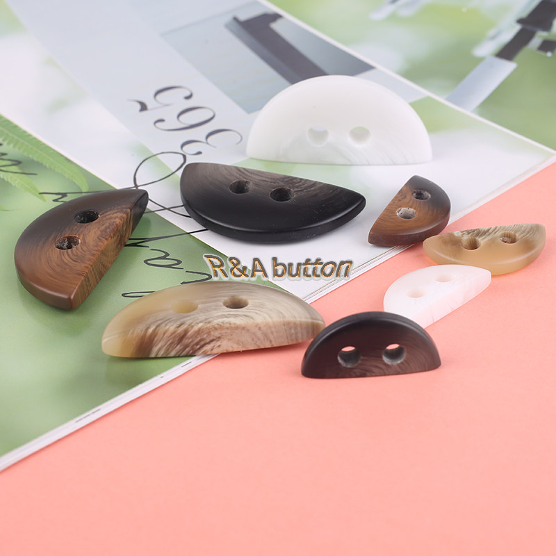 两眼树脂半圆花纹不规则纽扣 外套大衣西装风衣毛衣装饰扣子