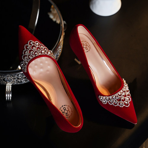 KAKA《禧悦》新款粗跟秀禾中式鞋