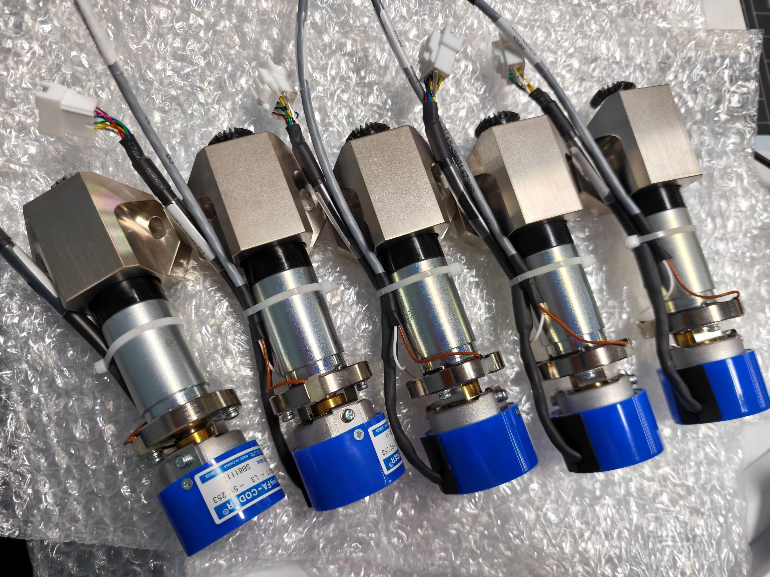 02-E32336-23 02-E48399-44 02-E48396-62 02-E47954