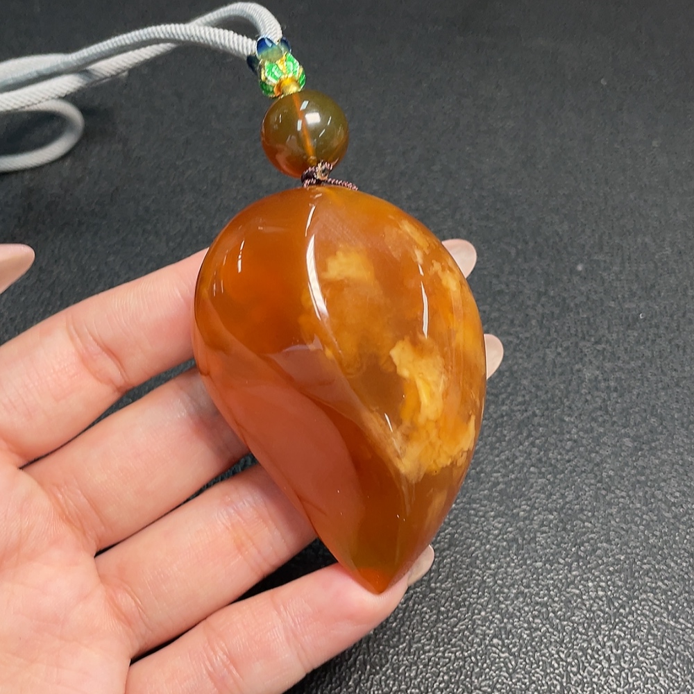 缅甸琥珀蜜蜡随形吊坠坠子油性好纹路漂亮37.2克62*26MM