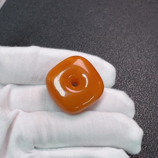 蜜蜡7克吊坠饼子27MM