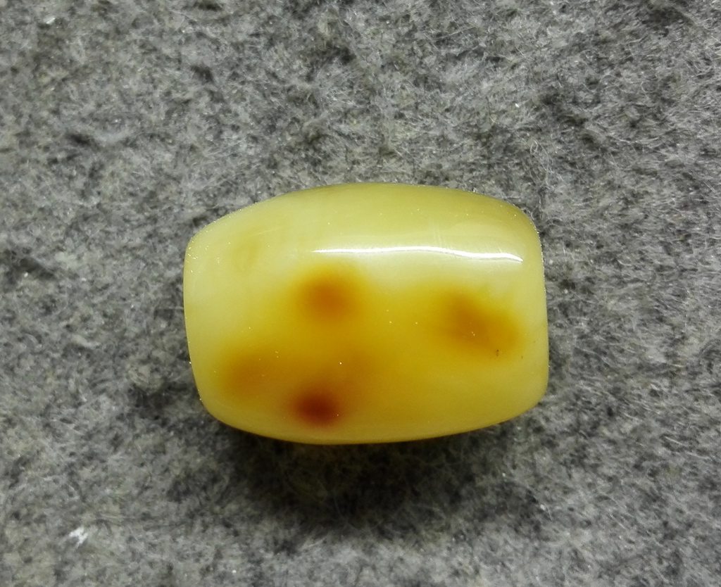 蜜蜡 桶珠 鼓珠 随形 顶珠 22*28.5*19mm 8.11克 信57