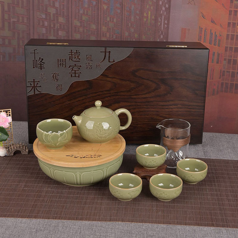 精品青瓷九里荷香功夫茶具