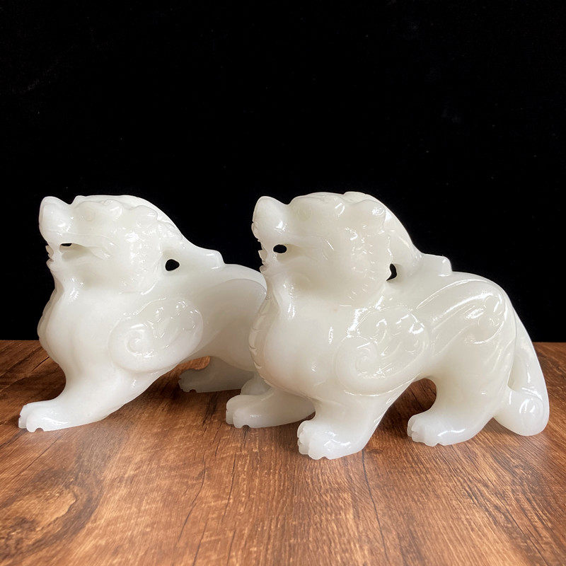 天然白玉貔貅摆件一对精工雕刻玉石皮丘招财家居客厅玄关装饰手工