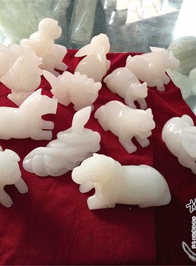 天然阿富汗白玉十二生肖摆件鼠牛虎兔龙蛇马羊猴鸡狗玉石动物属相