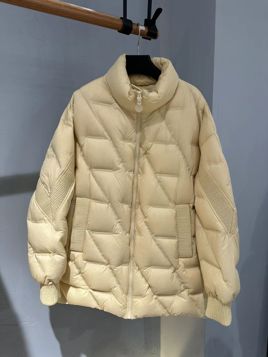 恩派雅正品国内代购立领休闲保暖外套白鸭绒羽绒服XNHAAY906AB