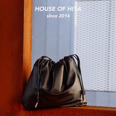 houseofHIYA新款云朵包