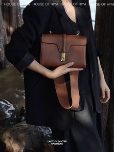 真皮斜挎包包女新款 高级通勤宽肩带斜挎小方包里外全皮 时尚