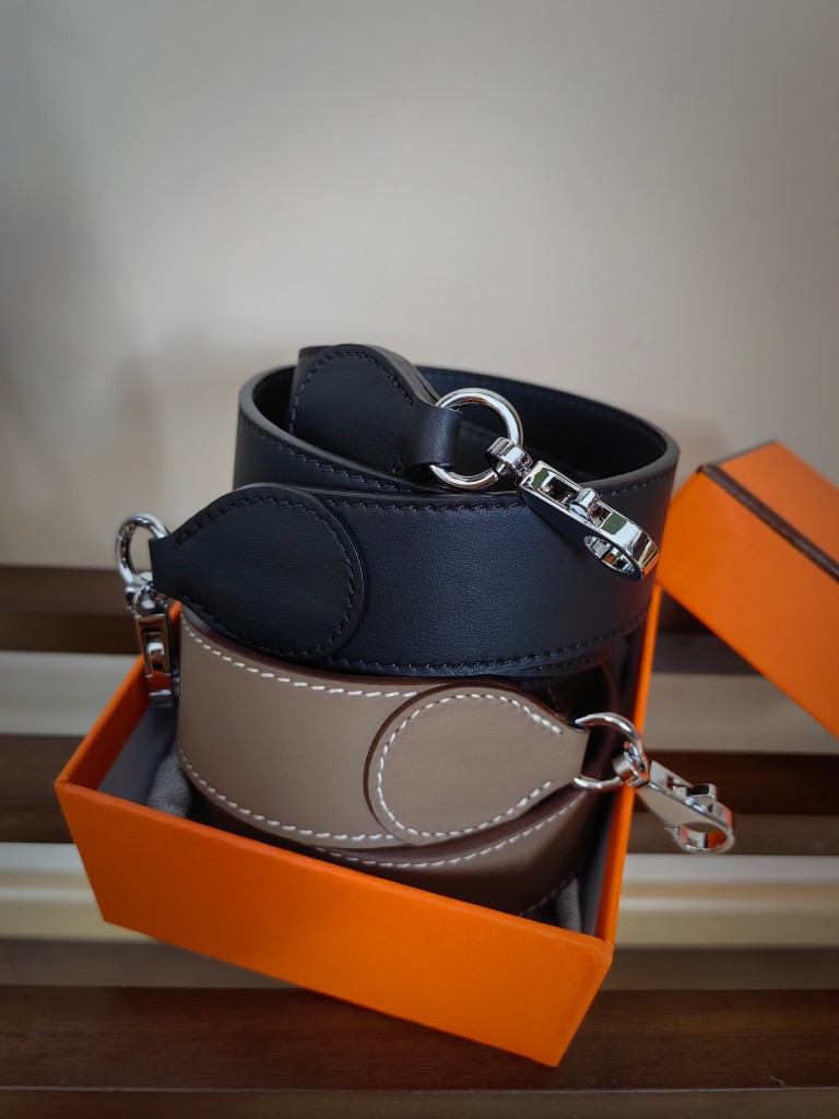 宽肩带真皮单肩黑色减压包包配件