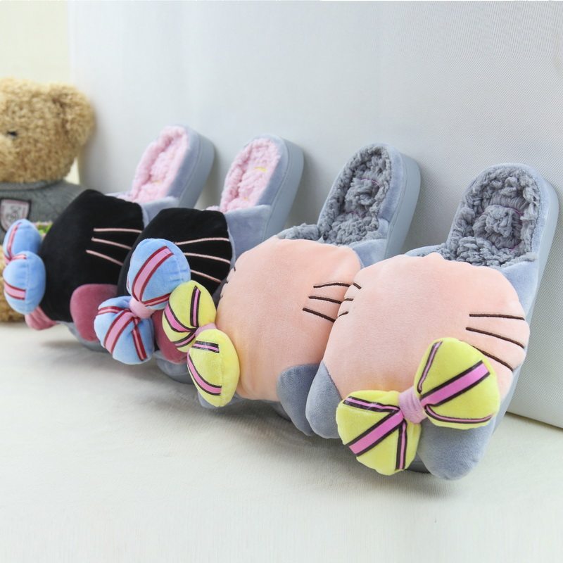 Pantoufles enfants en suède pour hiver - Ref 1032326 Image 1