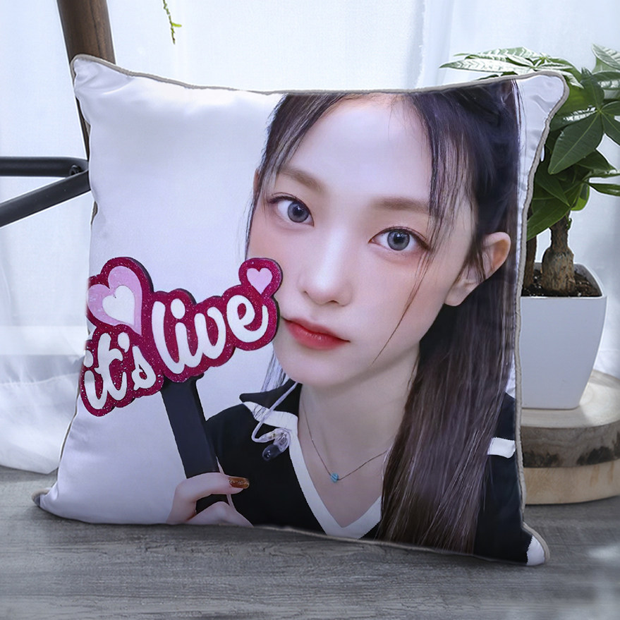 Haerin姜海粼双面周边明星枕头靠垫粉丝应援生日礼物朋友宿舍爆款
