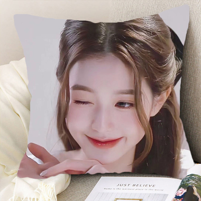 张元英抱枕枕头靠枕头礼物应援