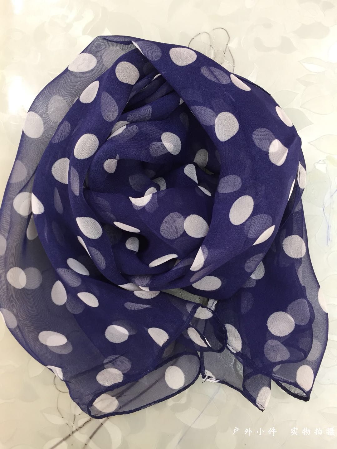 乔其纱红黑圆点丝巾春秋季防晒纱巾保暖披肩围巾可爱波点装饰长巾,服饰配件/皮带/帽子/围巾,围巾/丝巾/披肩,淘宝优惠券,粉丝福利购,淘宝优惠卷