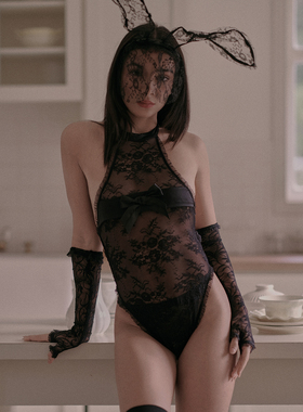 管阿姨十点半巴士D024性感蕾丝连体衣挂脖兔女郎美背蝴蝶结塑身衣