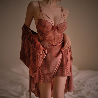 管阿姨十点半巴士A-034性感吊带睡裙套装高级感丝绒睡衣居家服女