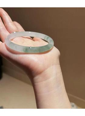 不知春天然新疆天山翠手镯女冰种飘花正圈玉镯美人镯翡翠镯子证书