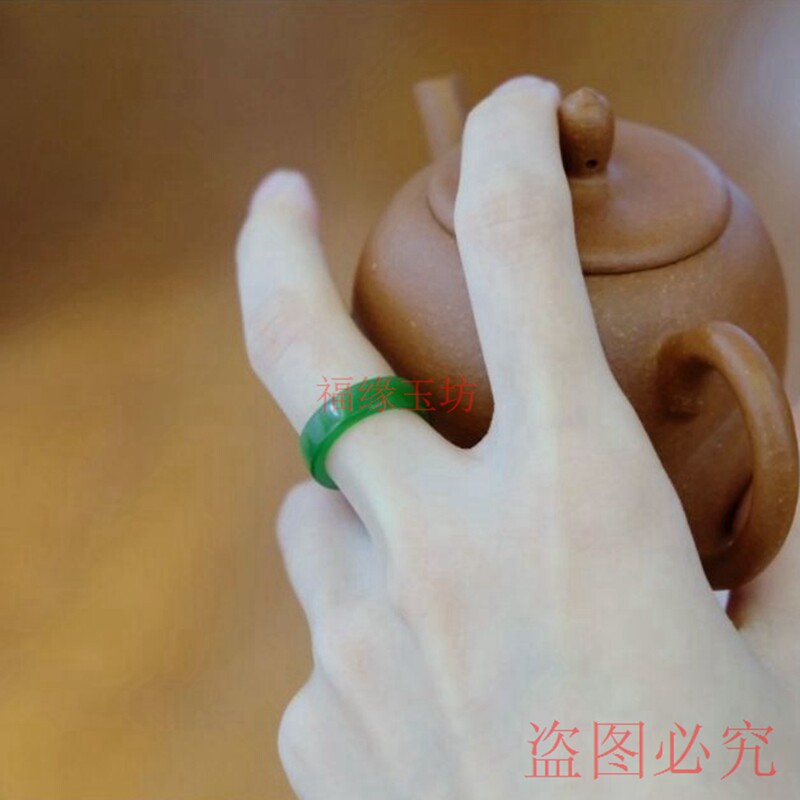 精选缅甸老坑翡翠色高冰阳绿戒