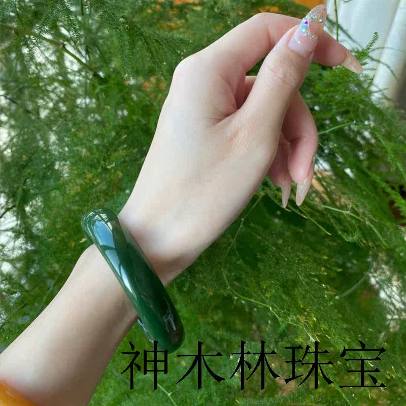 新疆和田玉碧玉手镯扁条宽菠菜绿精品青翠手饰品冰底满色正圈镯子