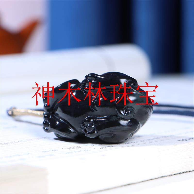 天然和田玉墨玉招财貔貅手把件吊坠男士随身把玩青花籽料玉石挂件