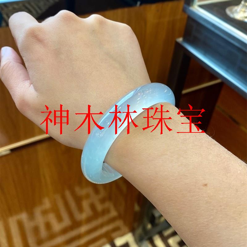 高冰种翡翠色玉手镯飘花玛瑙玉髓独龙玉女款精品飘绿翡翠手镯送礼