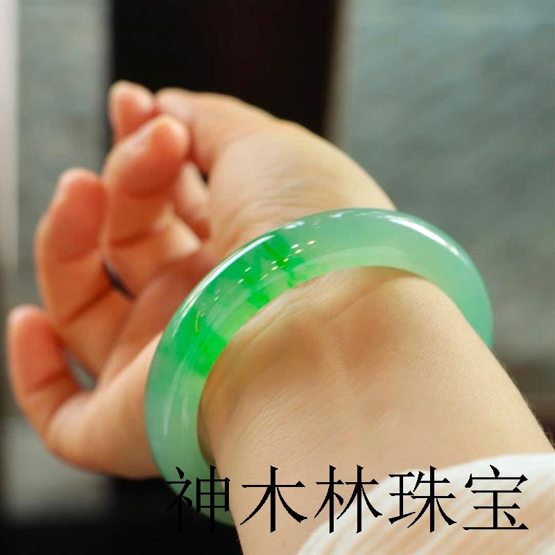 缅甸翡翠手镯女冰种阳绿扁条老坑绿飘花糯冰春彩玉石镯子精品手饰