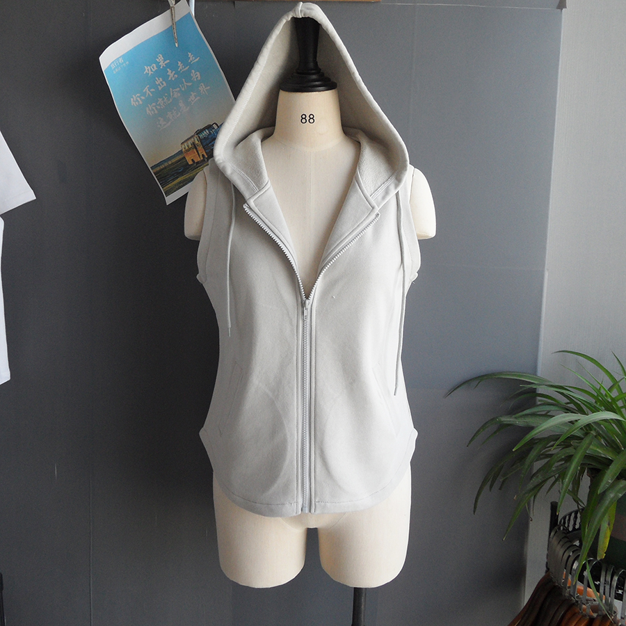 超值亏本价纯棉马甲卫衣女
