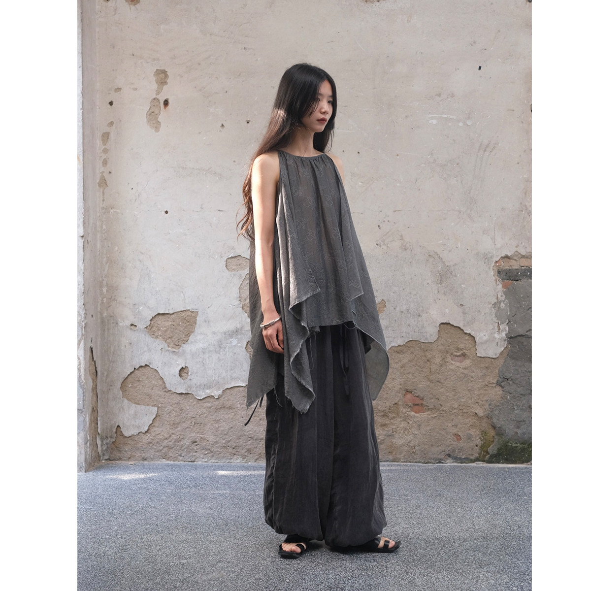 炒色提花面料下摆散口不规则下摆绑带吊带背心MoonwaxesMoonwanes