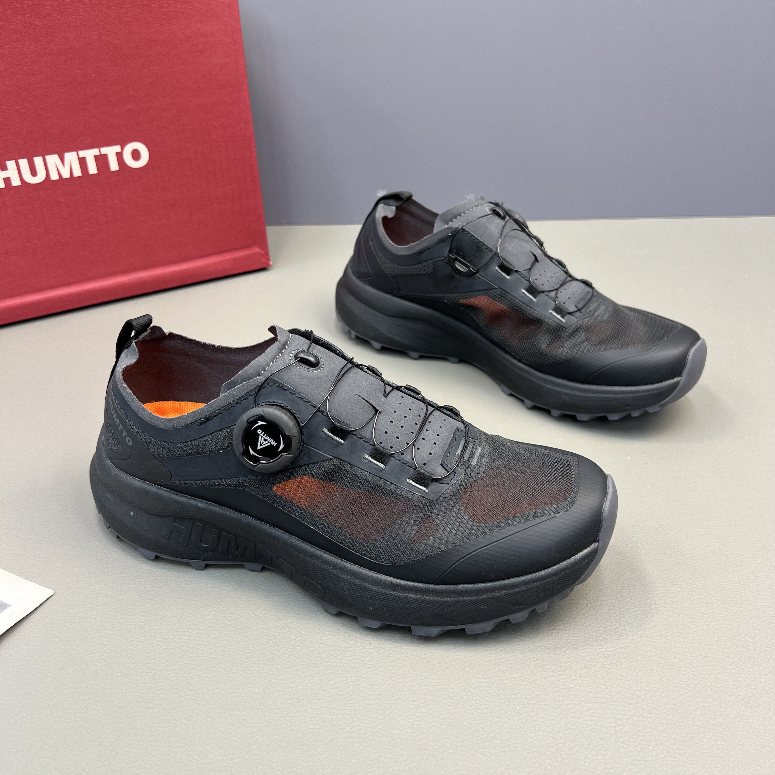 专柜正品户外休闲鞋男2026夏季新款旋转扣网面透气轻便徒步运动鞋