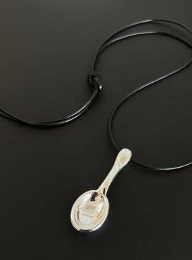 一勺清欢原创设计银勺子项链小众设计气质百搭轻奢黑绳可调节毛衣