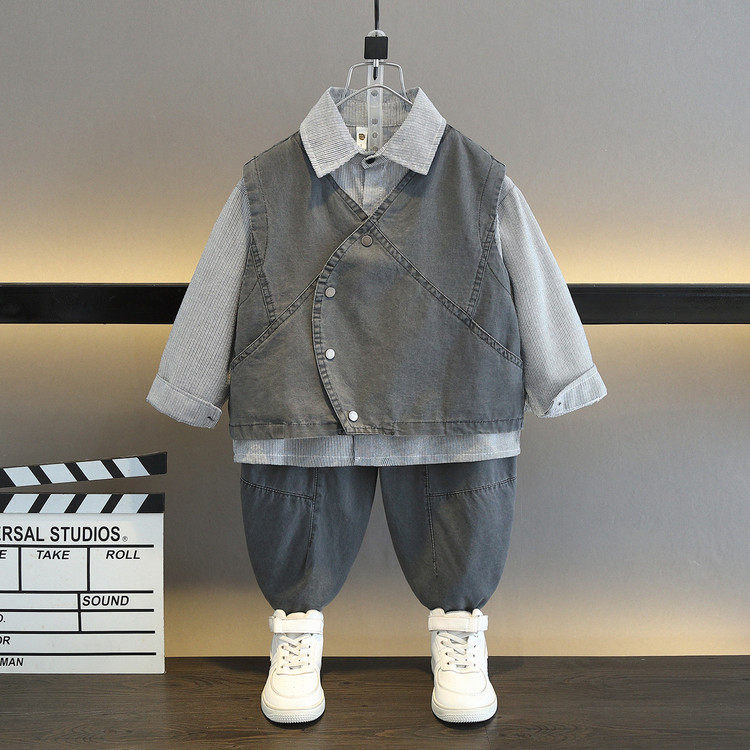 潮酷男童春季工装套装中大童洋气牛仔衬衣休闲裤三件套帅气潮衣服