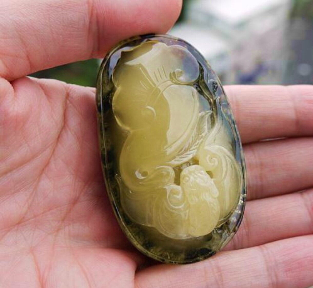 独家双色天然琥珀老蜜蜡挂坠链珠虫珀胸针花朵吊坠原石项链雕件6