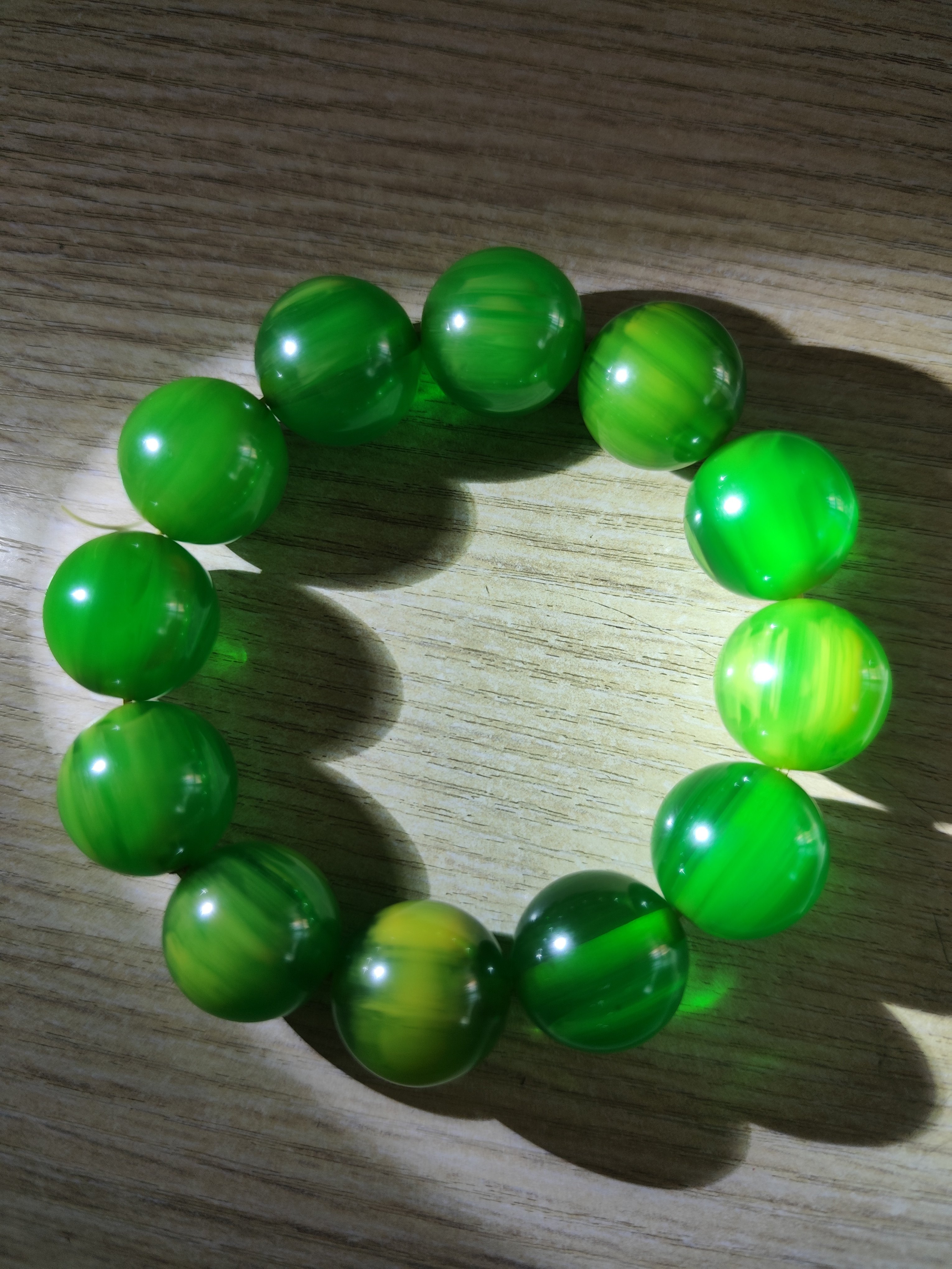 中东蜜蜡翡翠绿玻璃丝蜡手串18.5mm