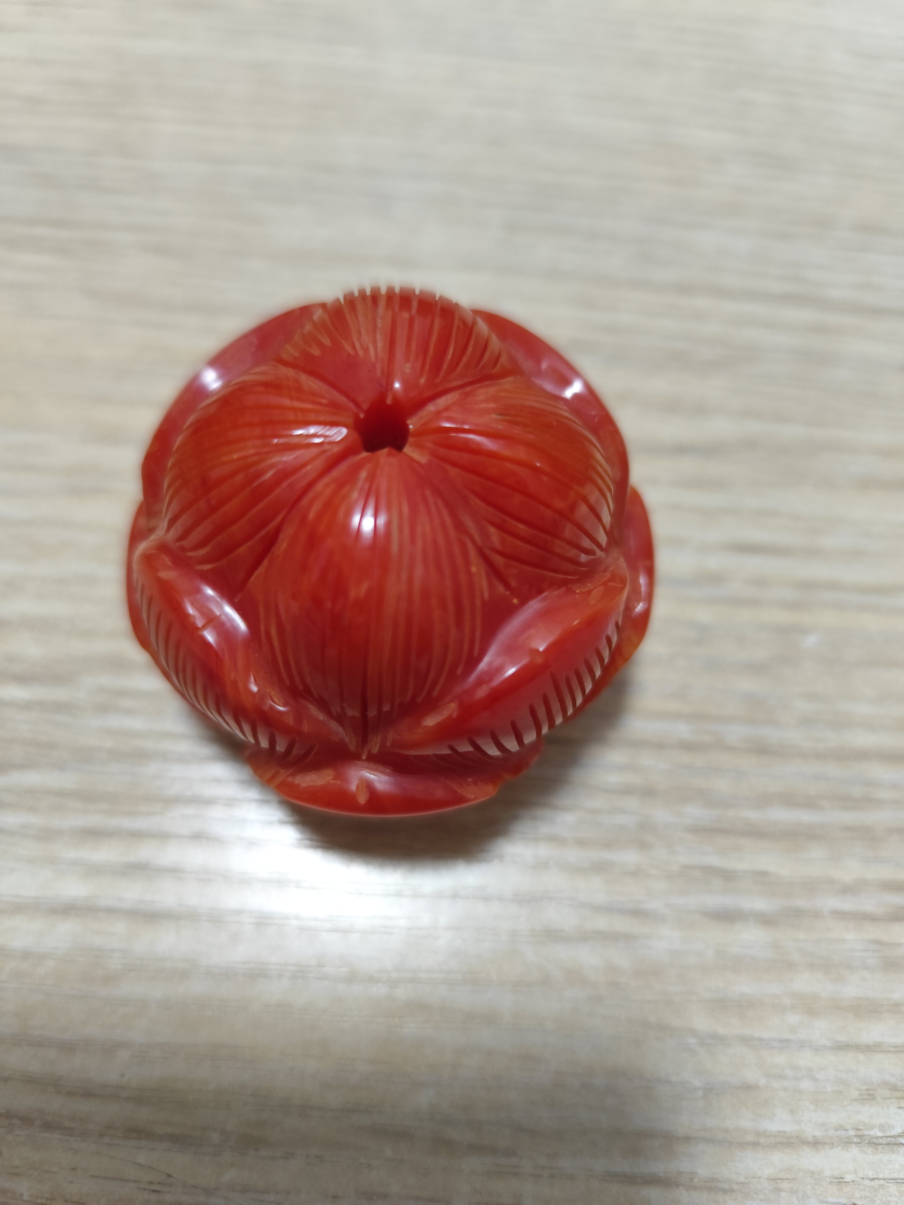 中东蜜蜡赭石红雪山莲花珠子雕刻件摆件大吊坠