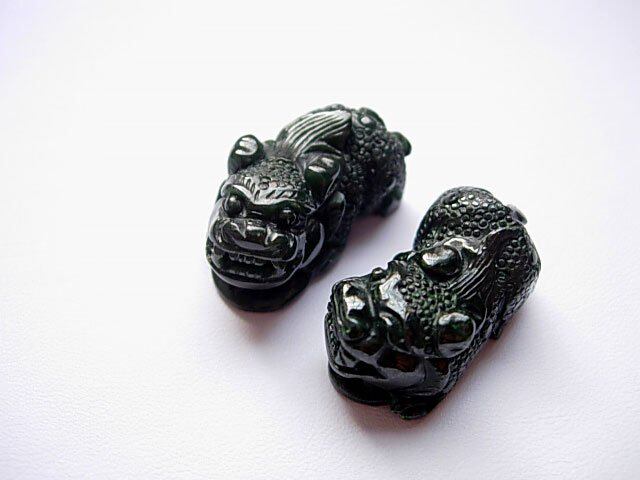 老坑冰种翡翠珠宝墨翠a货原石料石挂件牌吊坠透光阳绿貔貅特价