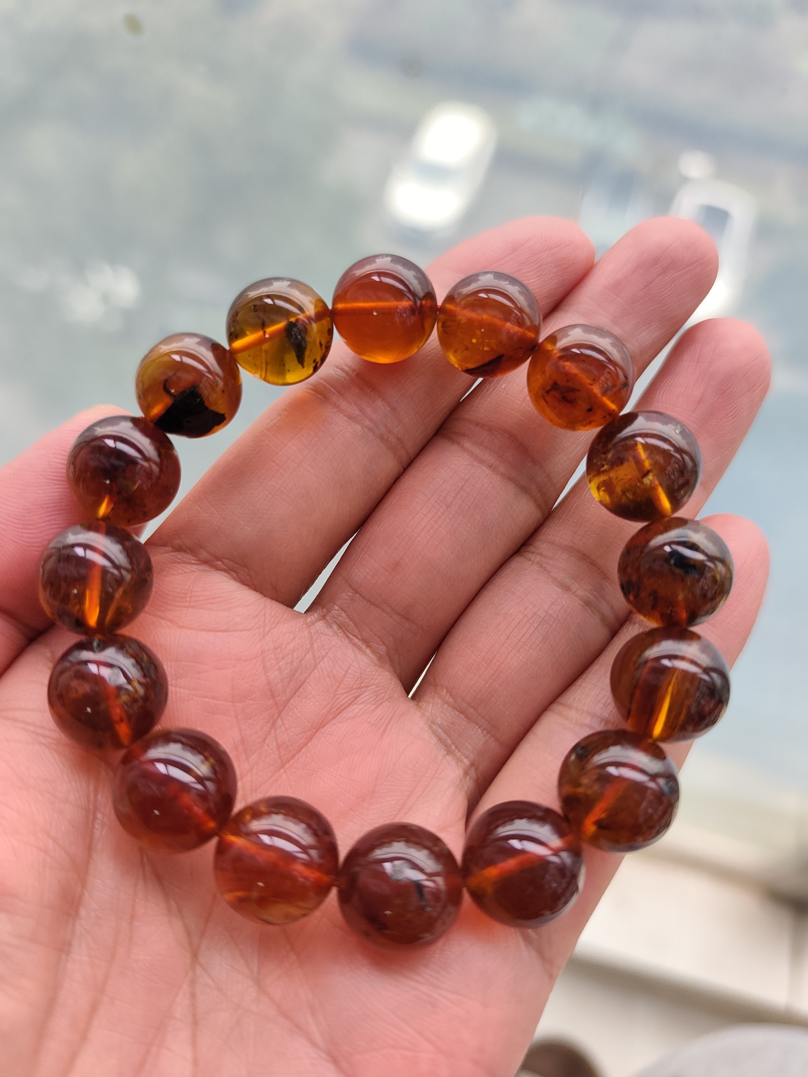 天然琥珀蜜蜡缅甸棕红珀紫罗兰紫葡萄手串13mm有杂有纹