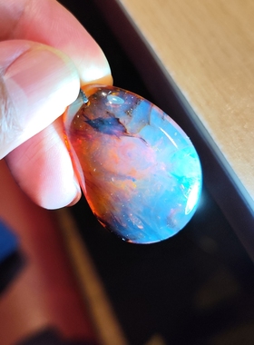 天然琥珀蜜蜡缅甸棕珀紫罗兰吊坠牌子白光手电下蓝膜